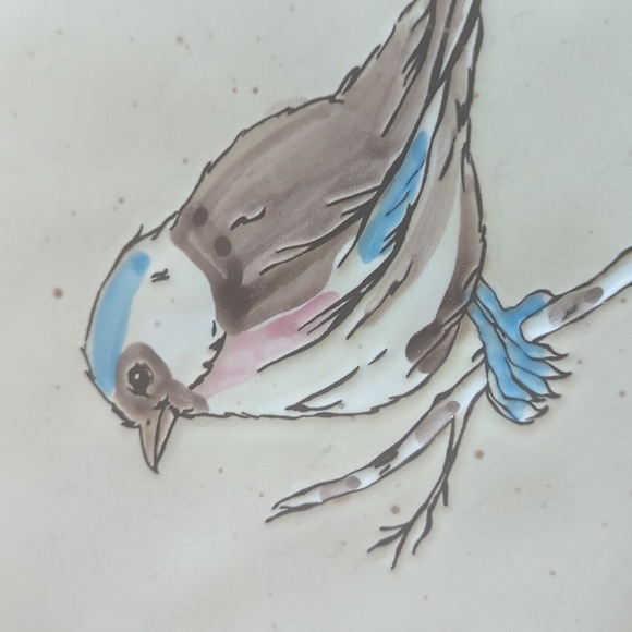 Spectrum Designz irregular shape stoneware plate with raised bird design - Picture 5 of 5